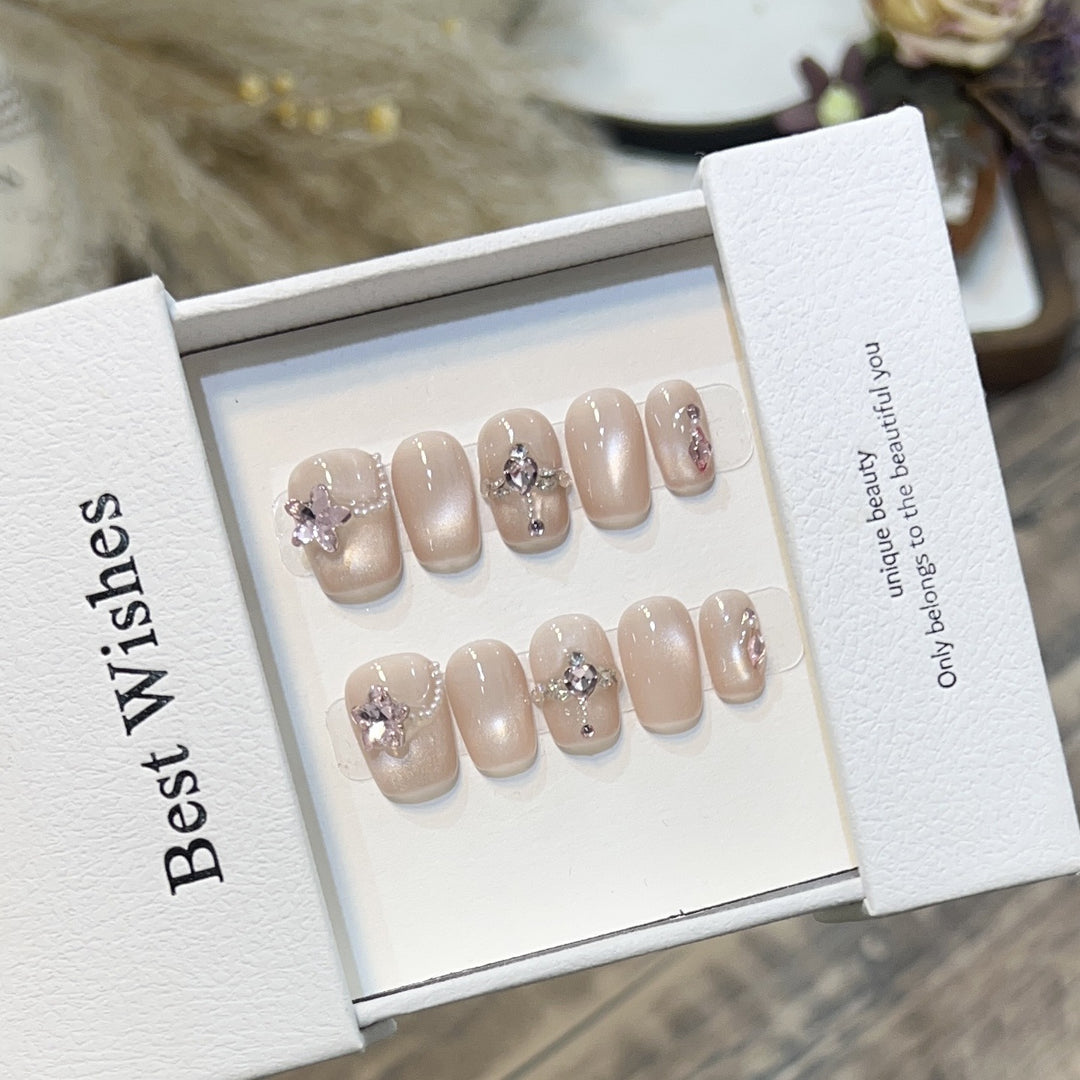 Elegant Press-On Nail Set with Floral Accents Kalsten