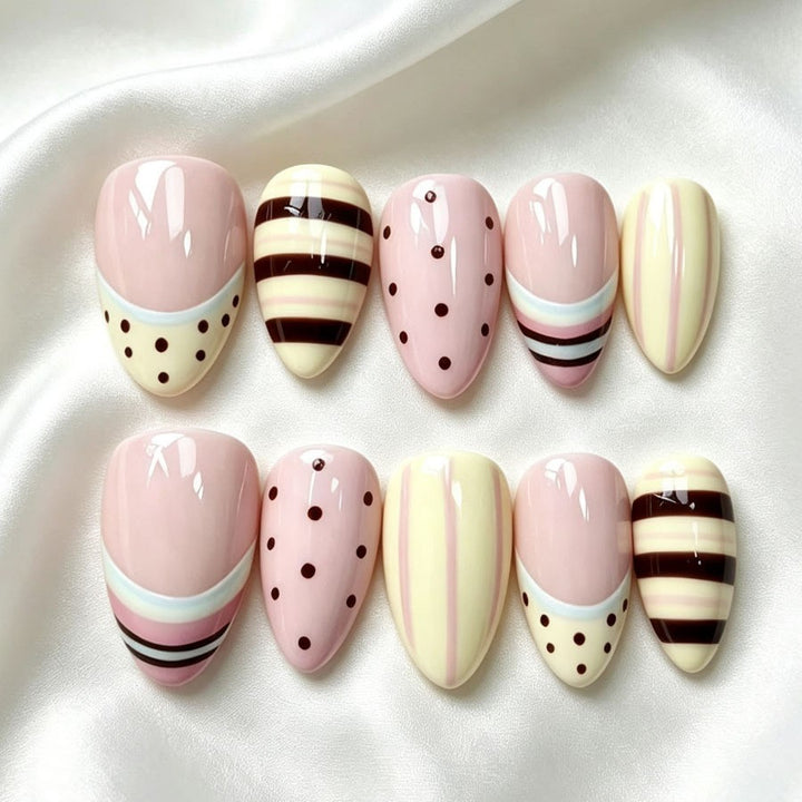 Artificial nails with modern patterns Kalsten