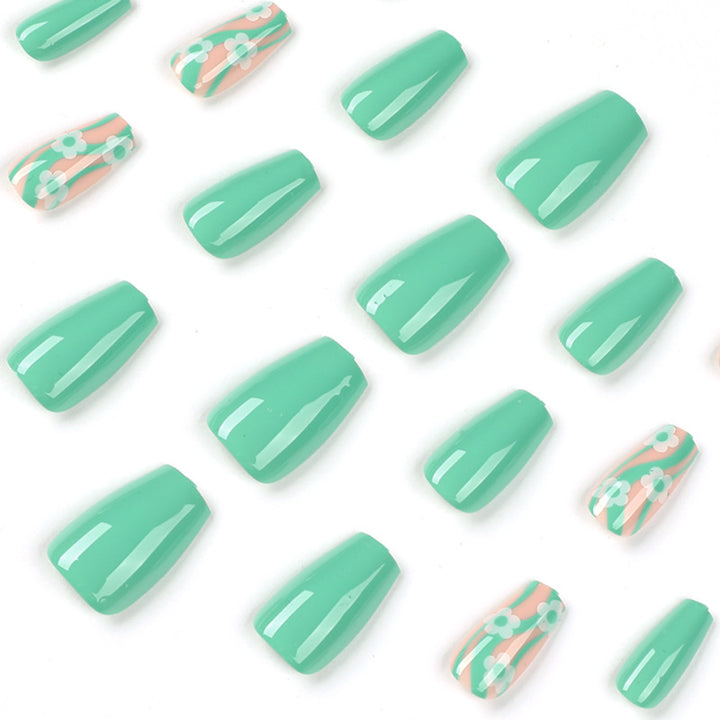 Artistic Nail Extensions in a Modern Floral Design Kalsten