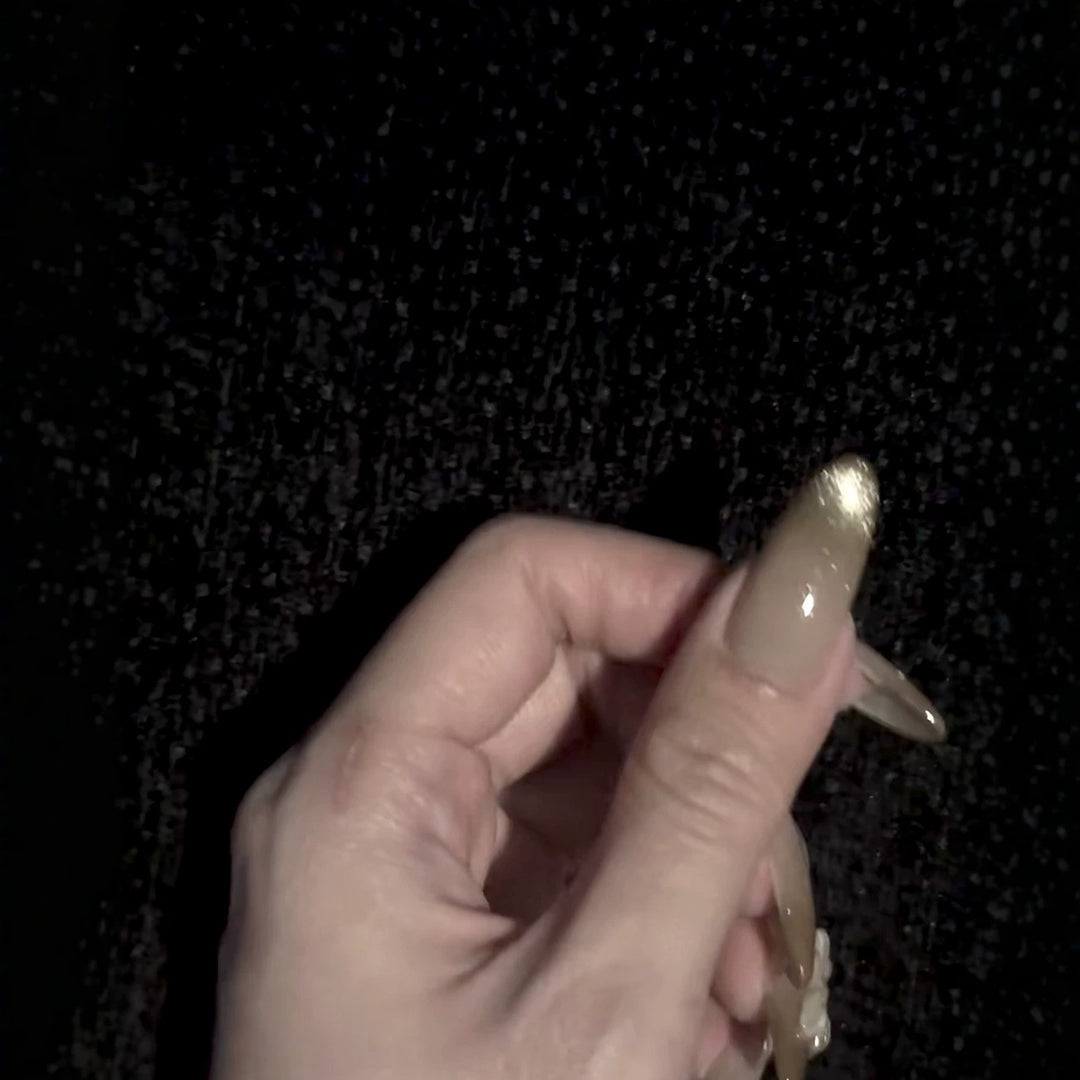 Elegant Floral Nail Art Extensions