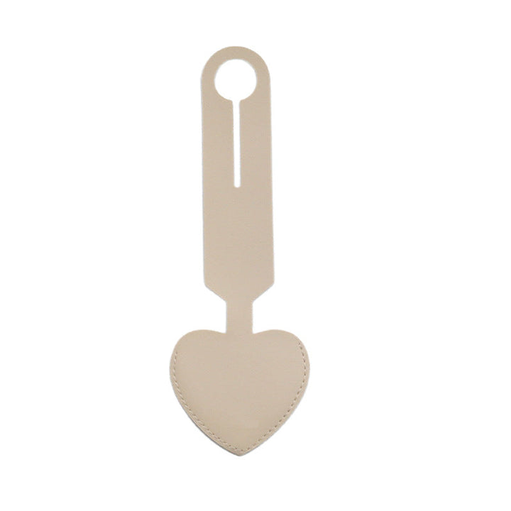 heart-shaped leather luggage tag with adjustable loop Kalsten