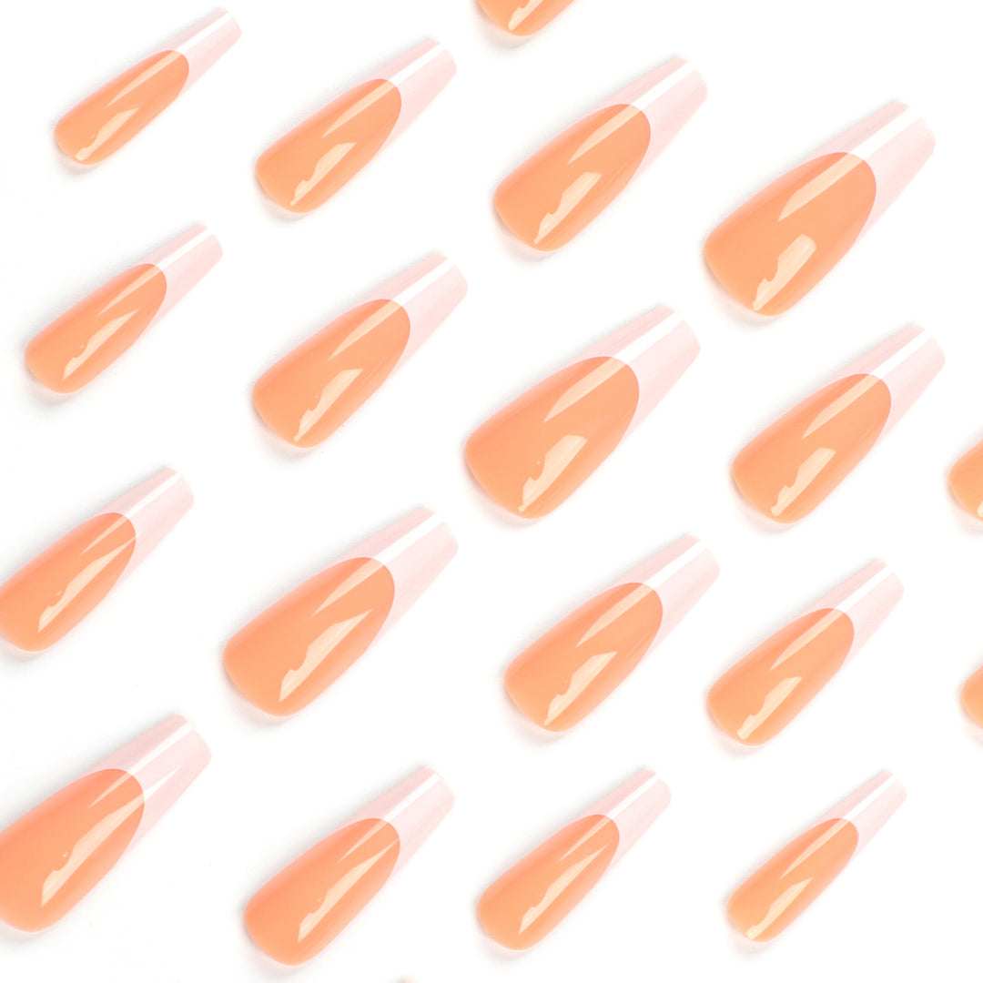 Artificial fingernails in modern design Kalsten