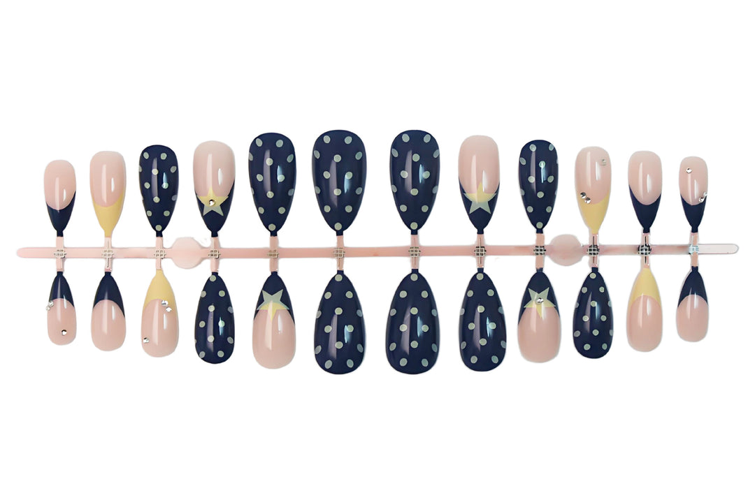 Artificial nail set with creative star and dot patterns Kalsten