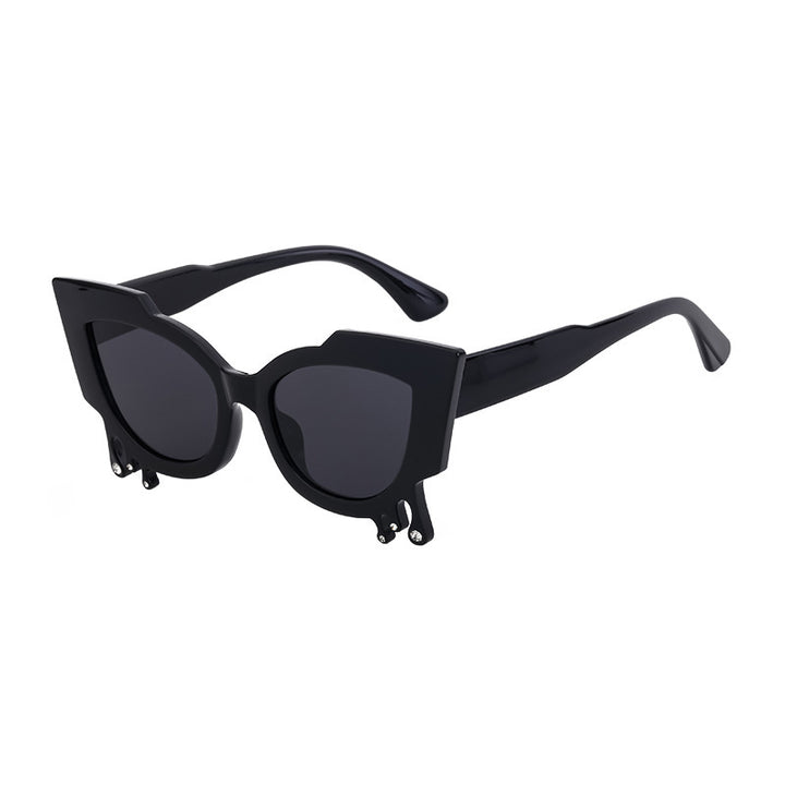 Women Exclusive Cat Eyes Sunglasses with Artistic Details Kalsten