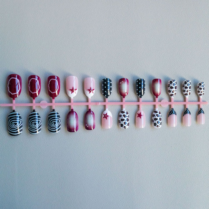 Creative Artistic Nail Art Set