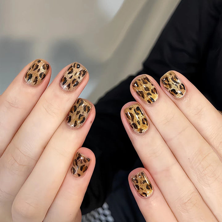 Elegant Long Press-On Nails Set with Artistic Tips Kalsten