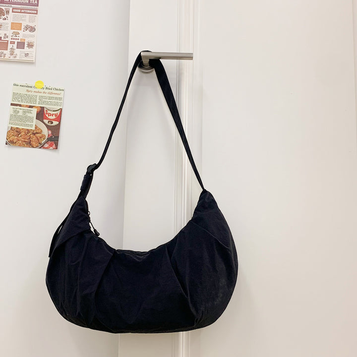 Fashionable shoulder bag with adjustable shoulder strap and practical design Kalsten
