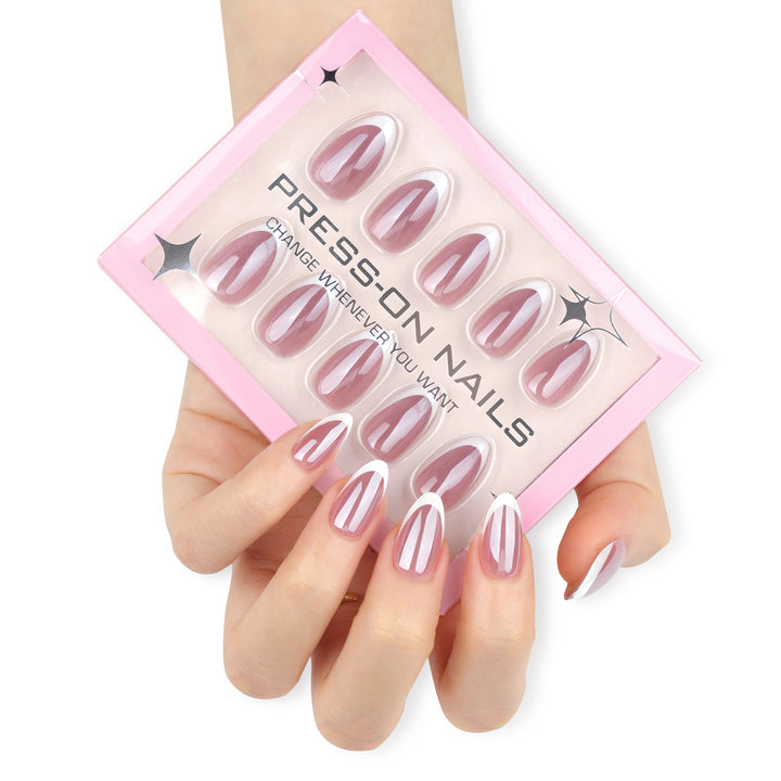 Artificial nail extensions in an elegant design Kalsten