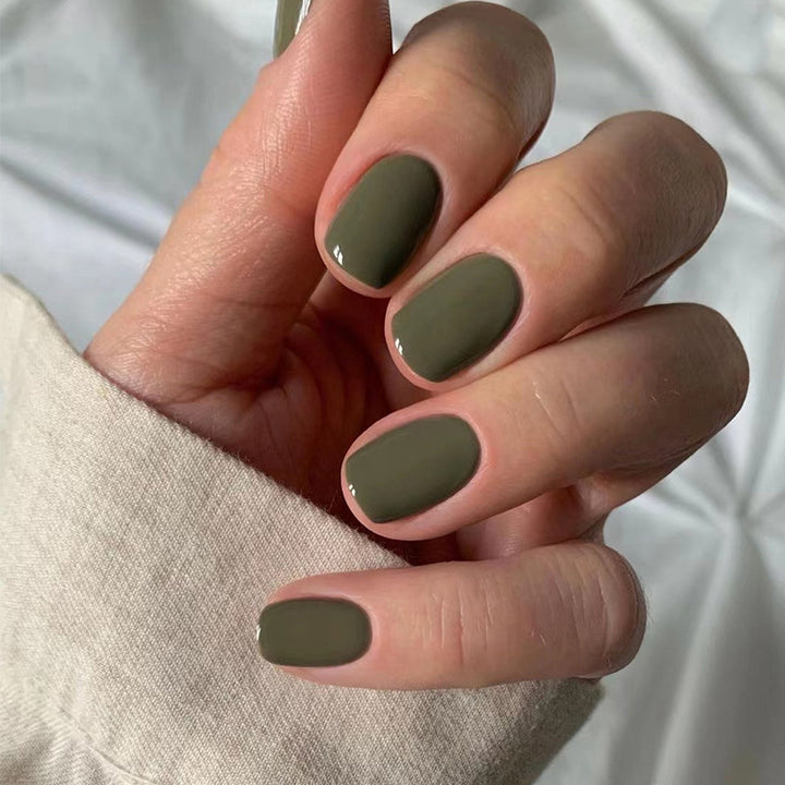 Creative Nail Art with Elegant High Gloss Finish Kalsten