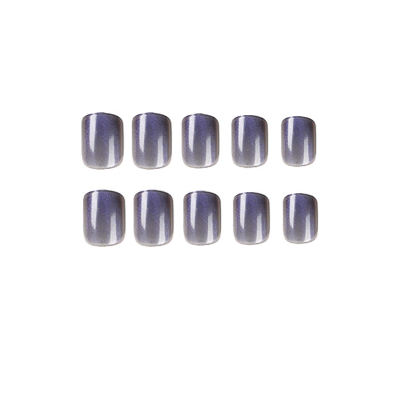 Glamorous nail extensions with glitter effect Kalsten