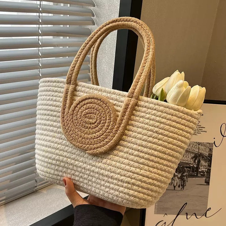 Trendy Handbag Made of Braided Natural Material Kalsten