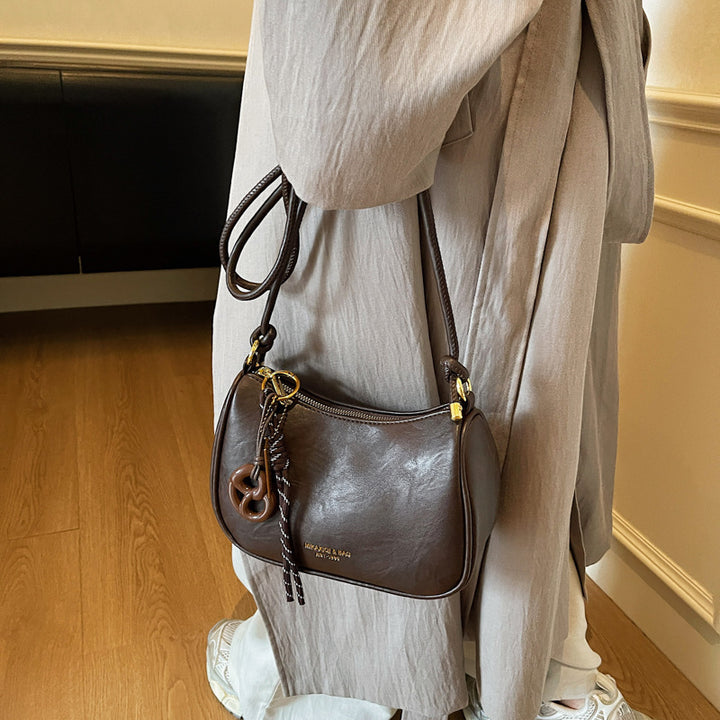 Chic Leather Shoulder Bag Kalsten