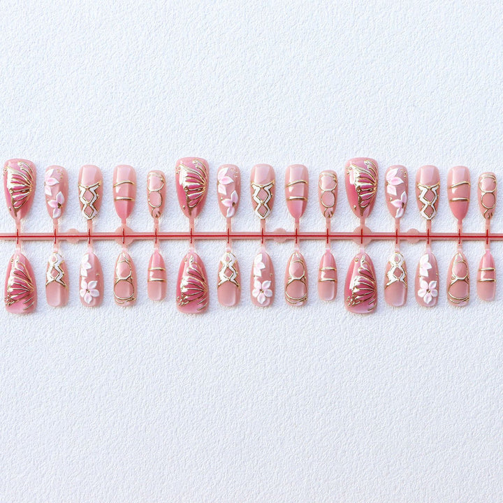 Decorative Floral Elegance Press-On Nail Set