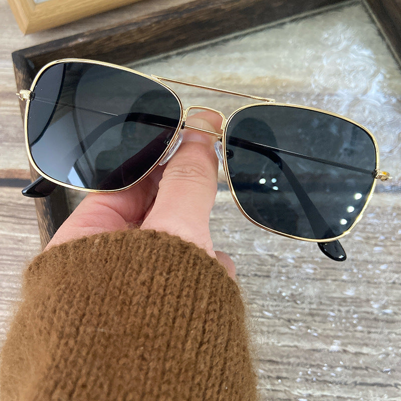 Fashionable metal sunglasses Kalsten