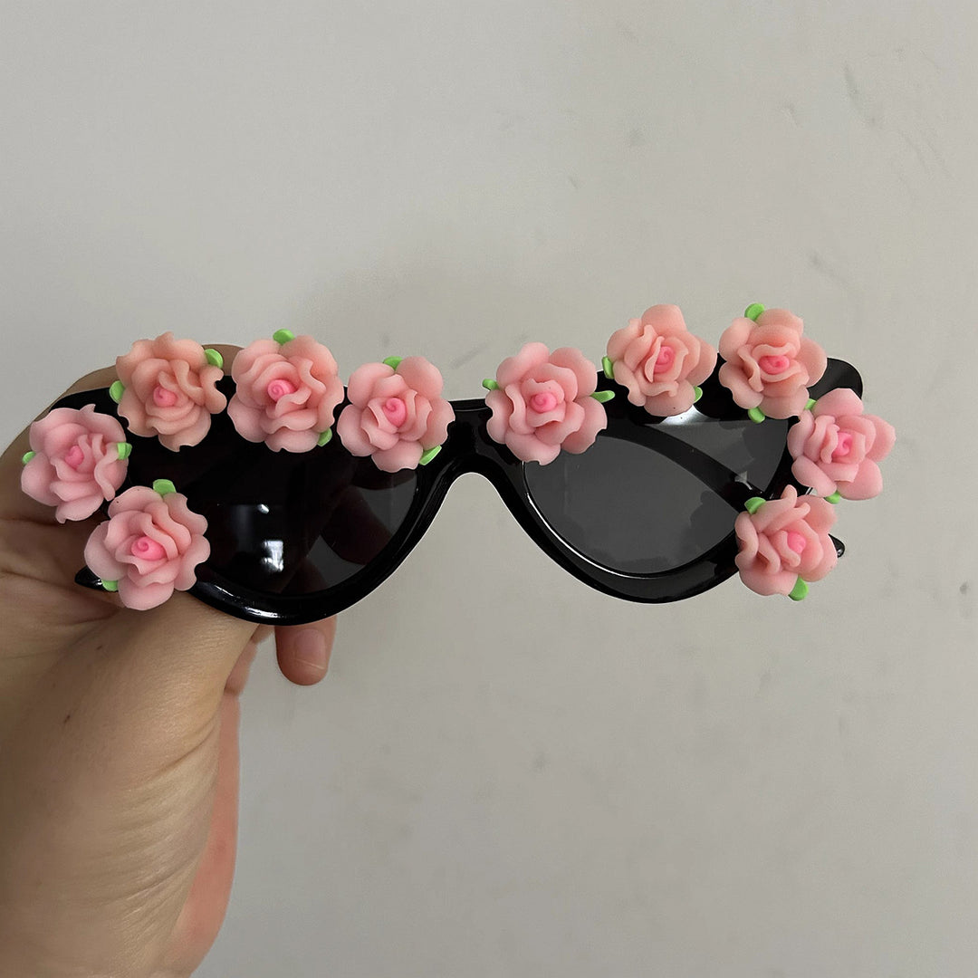 Women Cat-Eye Sunglasses with Floral Decor Kalsten