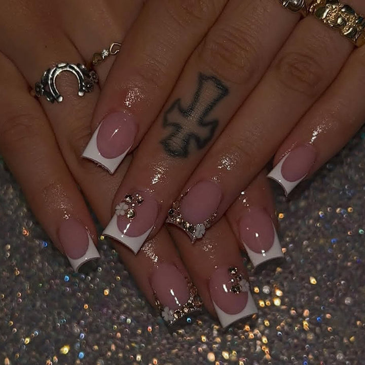 Nail art set with luxurious 3D decorations and elegant French tips Kalsten