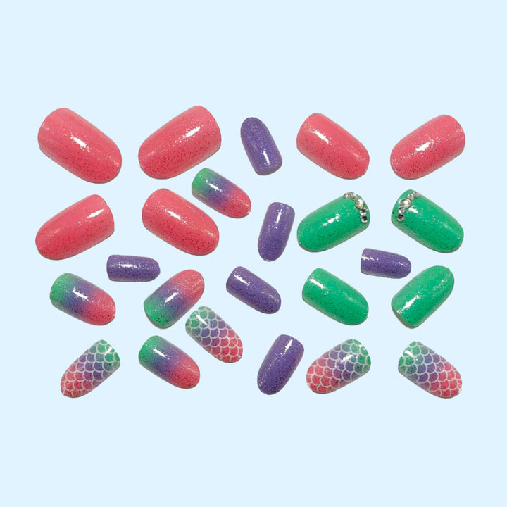 Creative glitter art nails with colorful gradient and scale design Kalsten