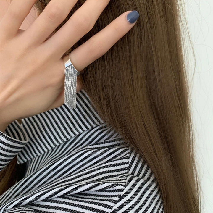 Stylish ring with filigree tassel design Kalsten