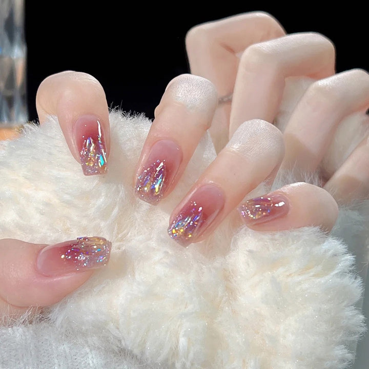 Artistic Glitter Nail Art Kalsten