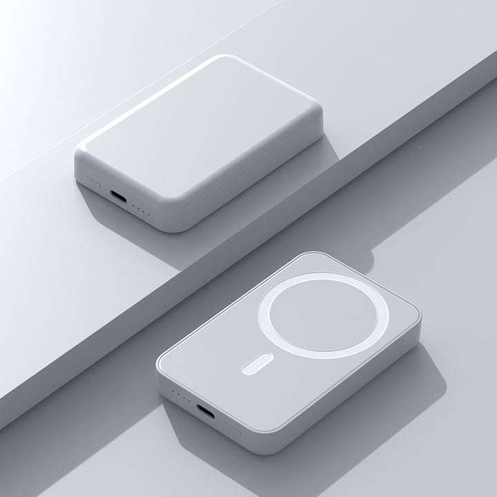 Magnetic power bank with innovative wireless charging function Kalsten