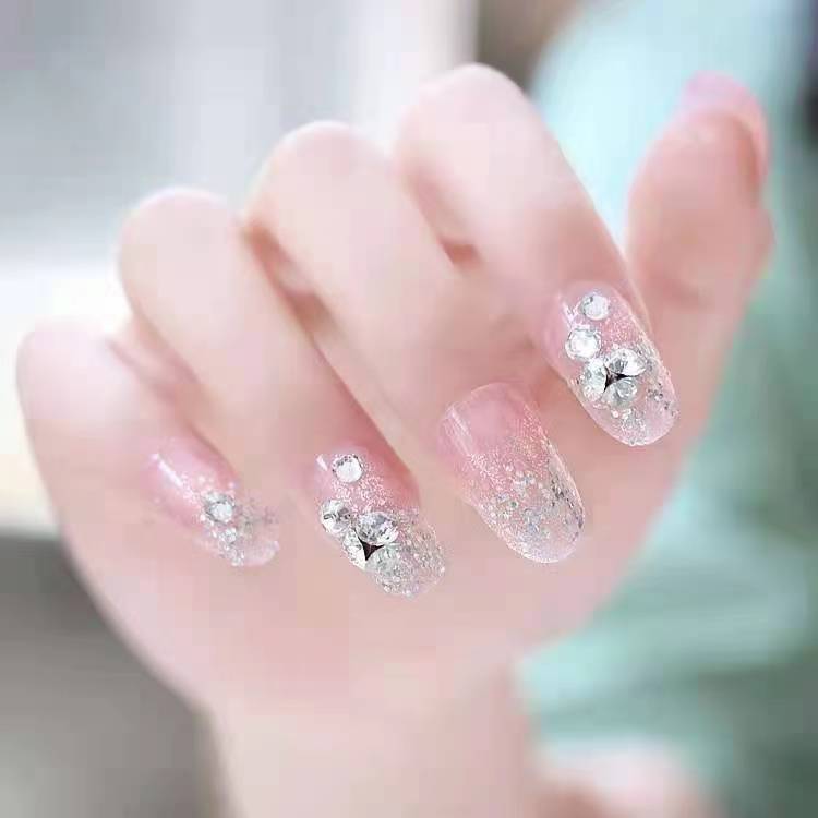 Glamorous Rhinestone-Embellished Press-On Nail Tips