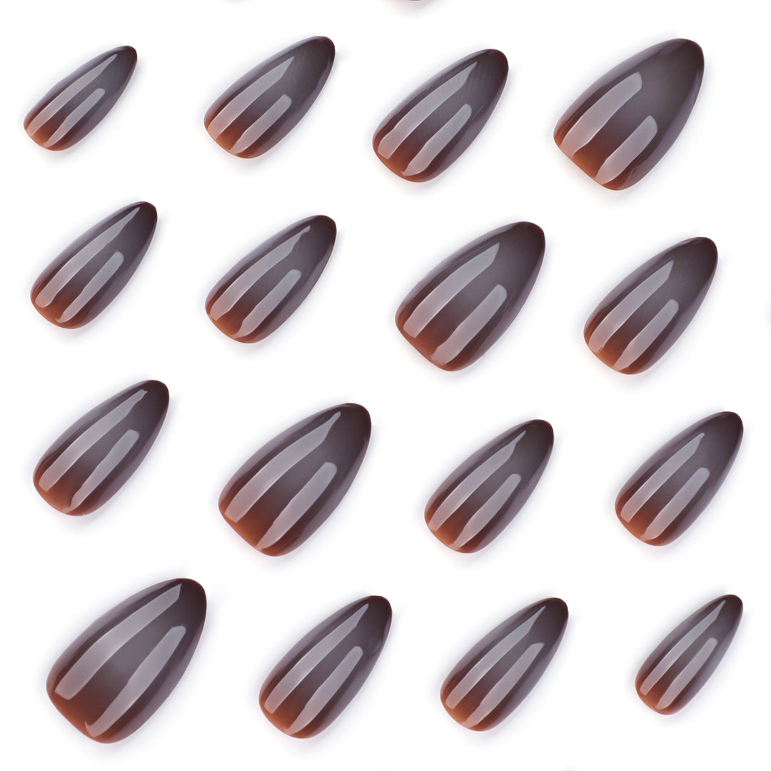 Artful nail extensions in elegant banana design Kalsten