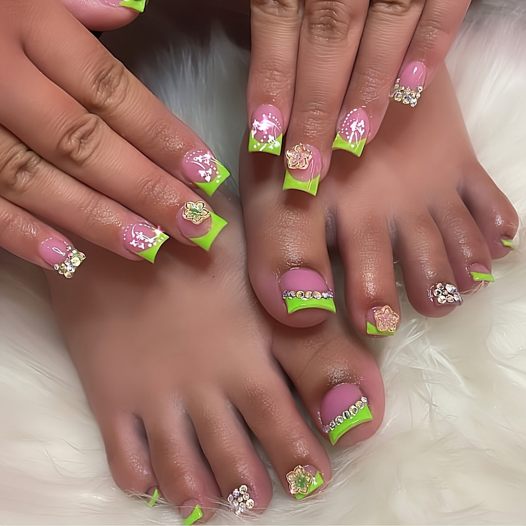 Artistic Floral Press-On Nail Set Kalsten