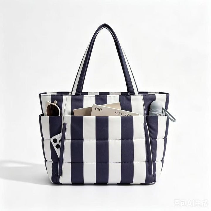 Outdoor-Suitable Carrying Bag with Insulated Interior Compartment Kalsten