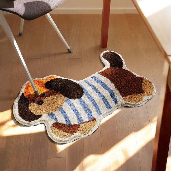 Playful tufted dog rug made of chenille with non-slip underside Kalsten