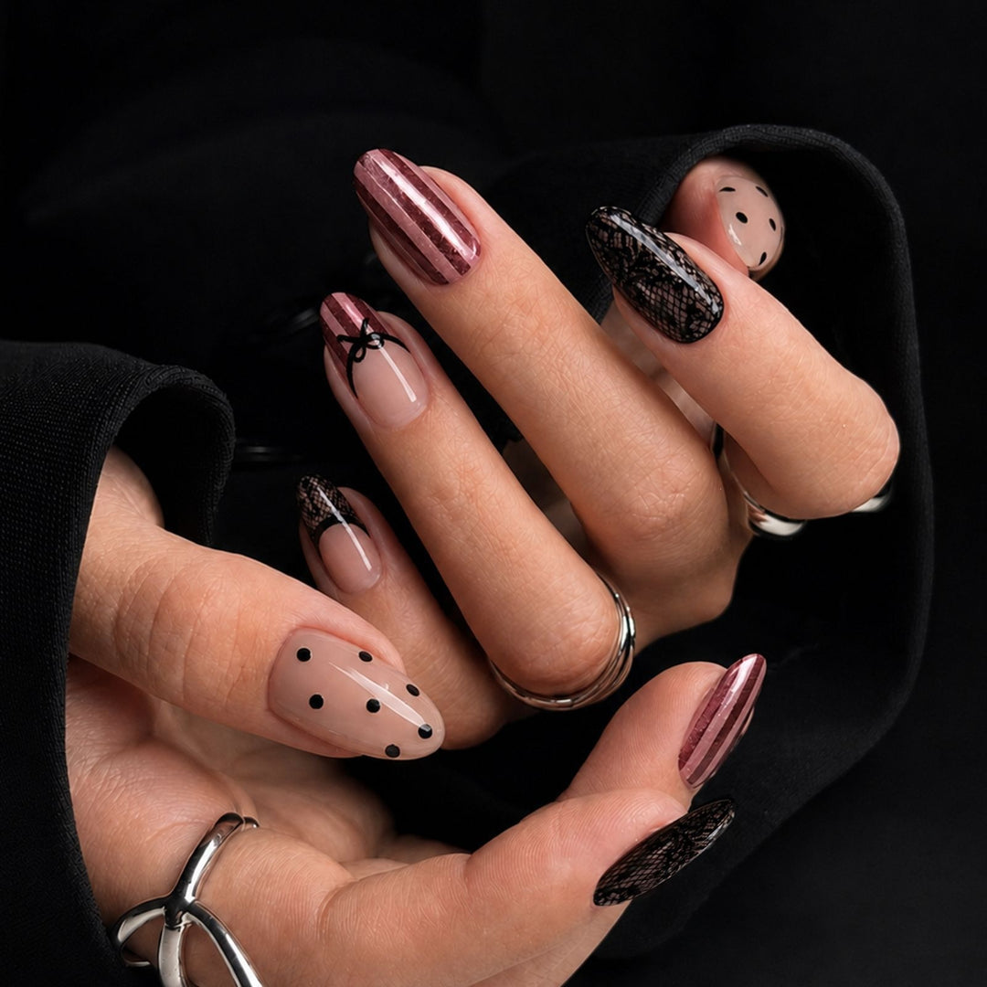 Artificial nail set with stylish 3D accents Kalsten