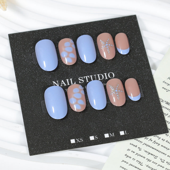 Artificial nail set with elegant patterns and glitter accents Kalsten