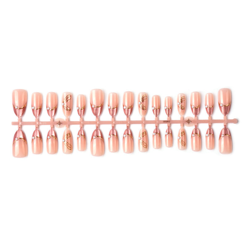 Elegant and artistic nail art Kalsten