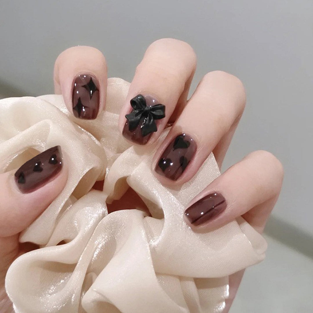 Artistic Nail Design Kit with Bow Accents