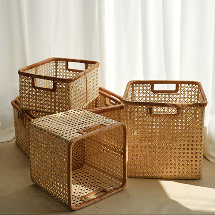Stylish and practical waste bin Kalsten