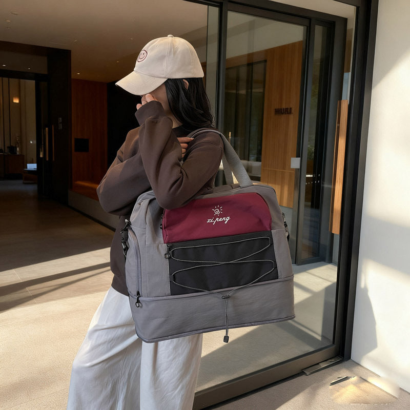 Spacious Multi-Compartment Travel Bag Kalsten