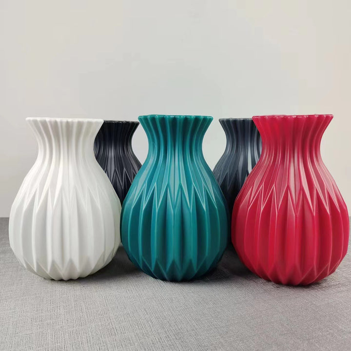 Modern Decorative Textured Vase Kalsten
