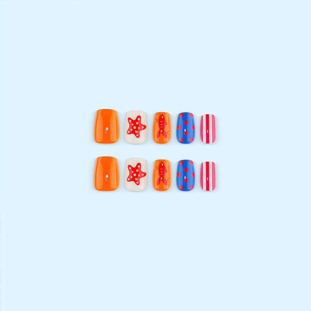 Creative artificial nails in maritime motif Kalsten