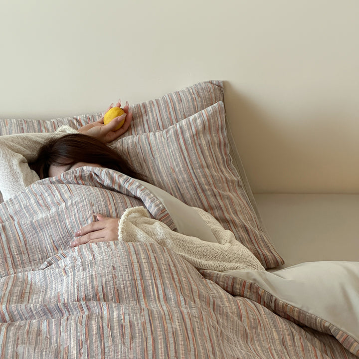 Light bedding set made of cotton-linen blend with fine striped structure and reversible function