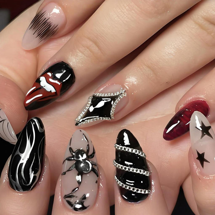 Nail art set with spooky Halloween designs and 3D embellishments Kalsten