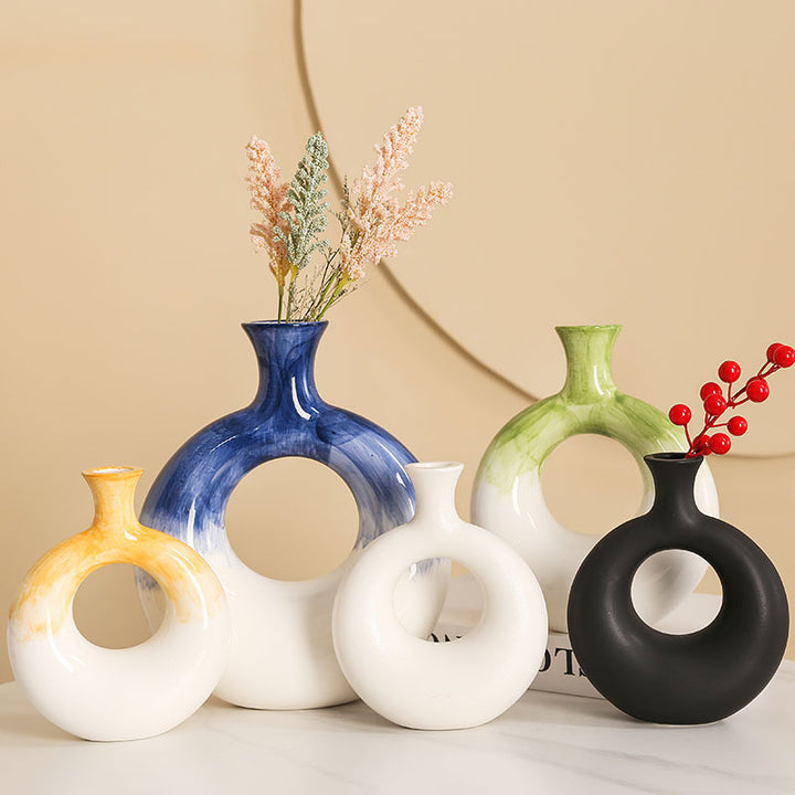 Modern Ceramic Vase Kalsten
