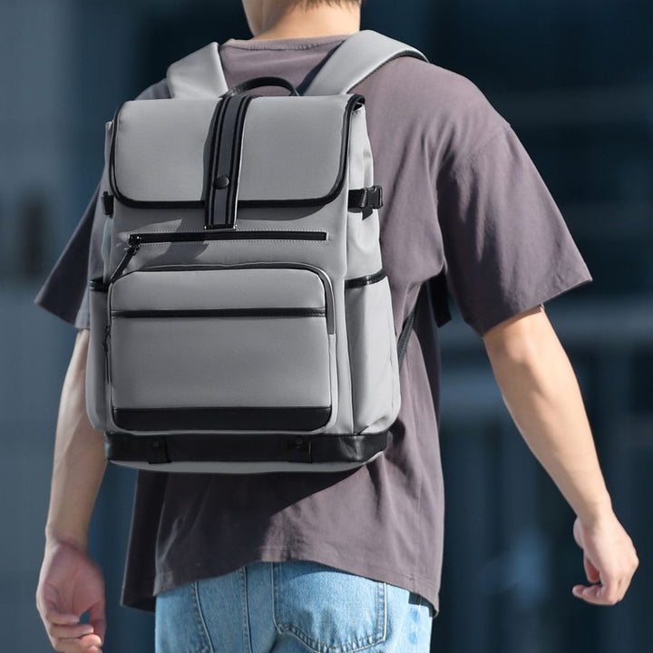 Modern everyday backpack with versatile compartment system Kalsten