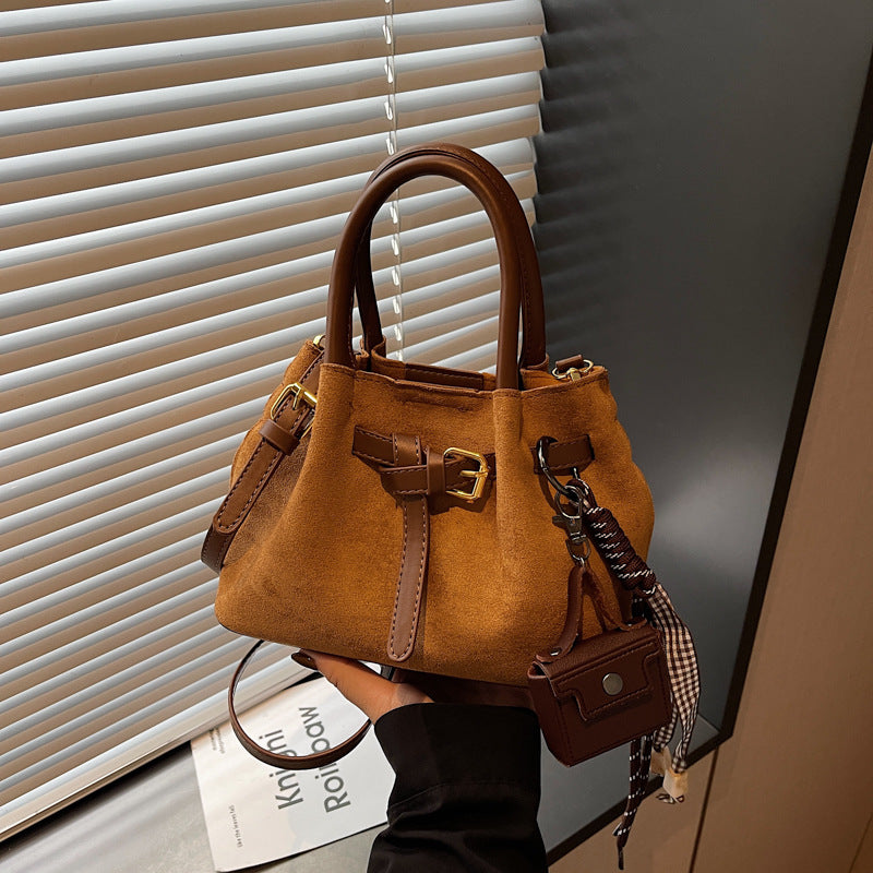 Elegant Suede Handheld Bag Kalsten