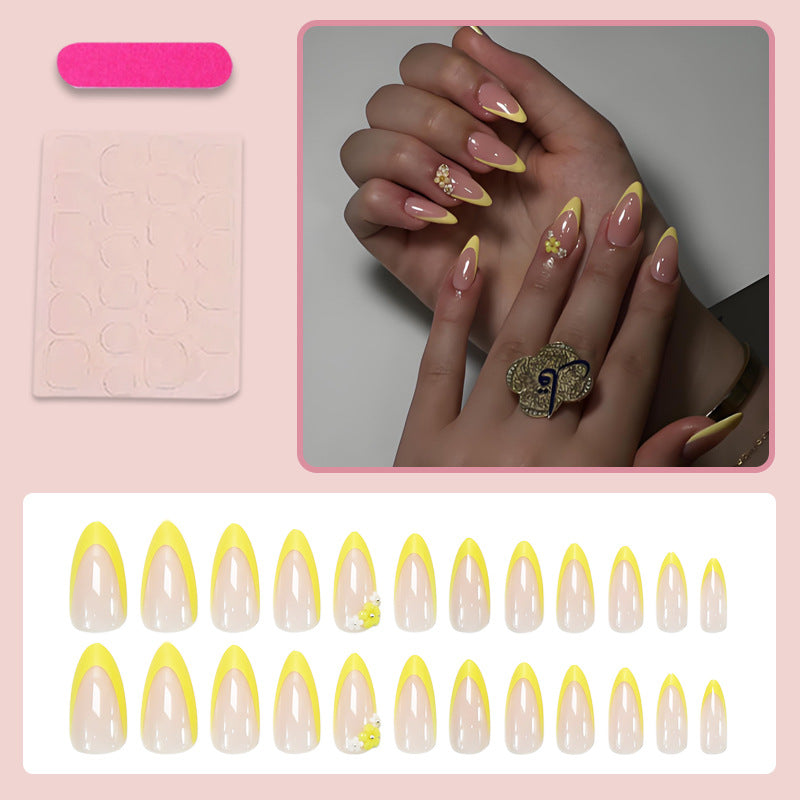 Artificial nail set with elegant gradient and floral accents Kalsten