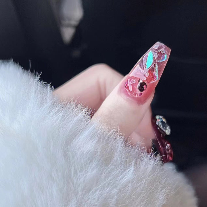 Glamorous Decorative Press-On Nails Set