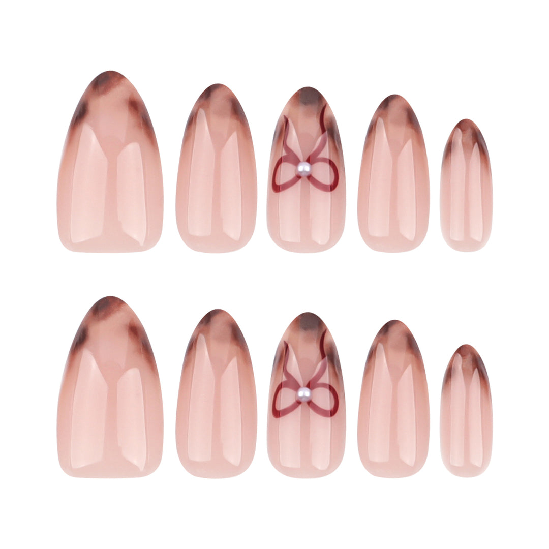 Artful Nail Art with Elegant Flower Design Kalsten