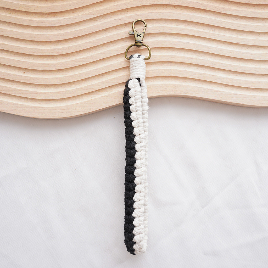 Macramé Keychain Holder Kalsten