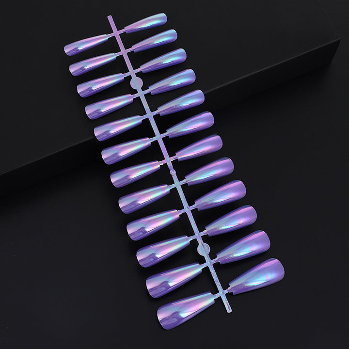 Artifical nails in modern holographic design Kalsten