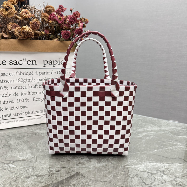 Charming and playful handbag Kalsten