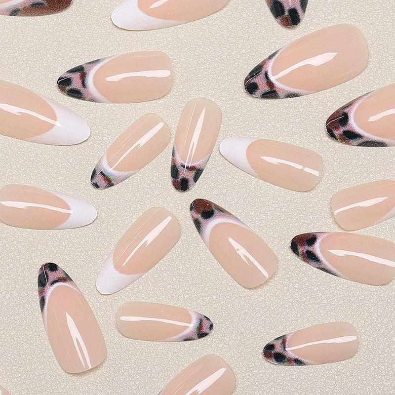 Chic Animal Print Press-On Nail Set