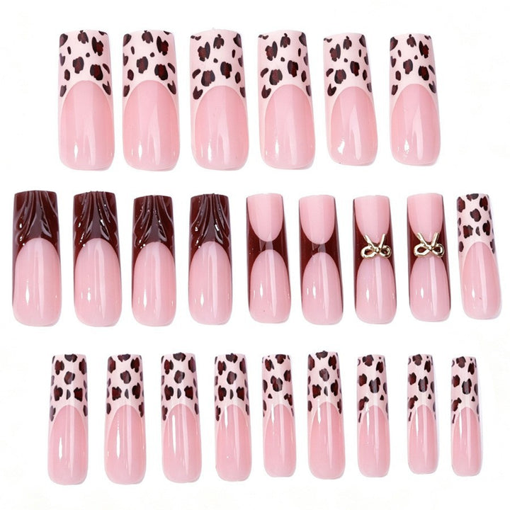 Nail set with stylish leopard pattern and elegant accents Kalsten
